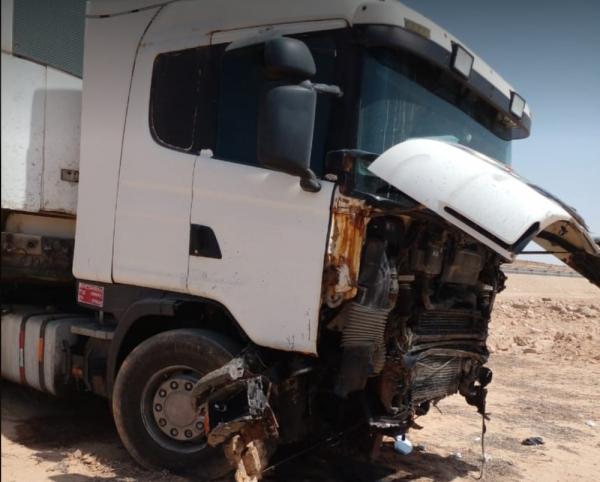 حادثة سير مميتة تهز شمال مدينة الداخلة (صور)